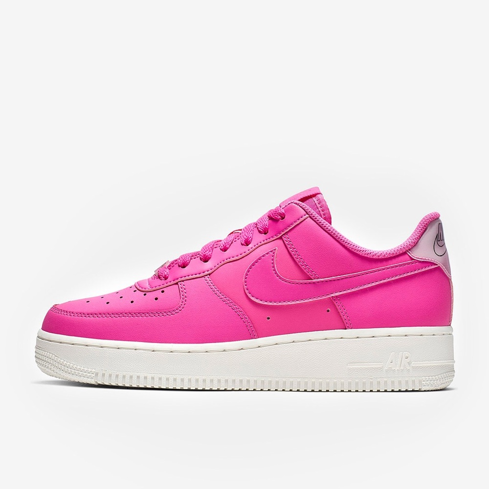 Women’s Nike Air Force 1 ‘07 Essential Casual Shoe